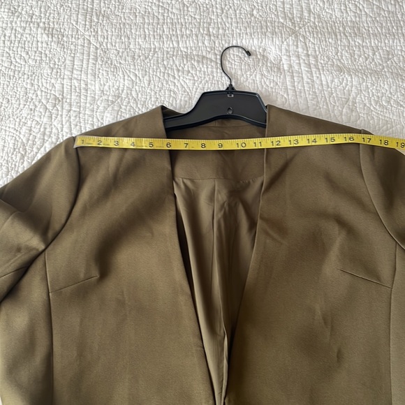 NWOT Olive Green Blazer - Picture 8 of 11